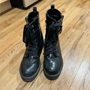 Black combat boots size 7